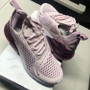 Nike Air Max 270 Women's Shoes 8.5